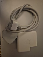 Apple AC Adapter
