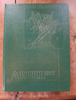 Ariel UVM Yearbook 1977 -- University of Vermont Green Hardcover Burlington VT