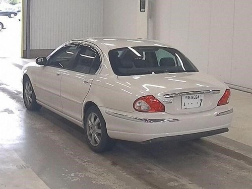 Jaguar X-Type 2.0 Executive Auto Petrol Ulez Free Petrol Automatic - Picture 6 of 6