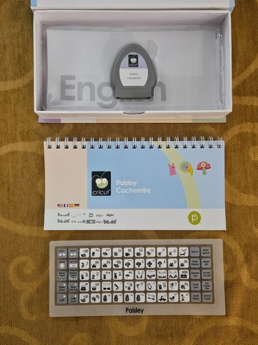 Cricut Cartridges Sold Individually - Used - Picture 46 of 347