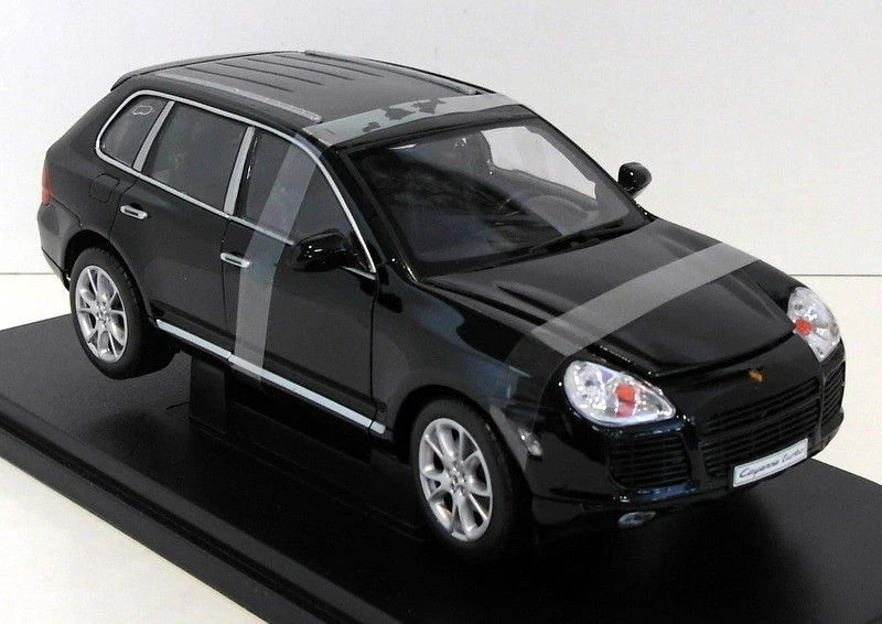 Welly Models 1/18 Scale Diecast 12529W - Porsche Cayenne Turbo - Black - Image 2 of 4