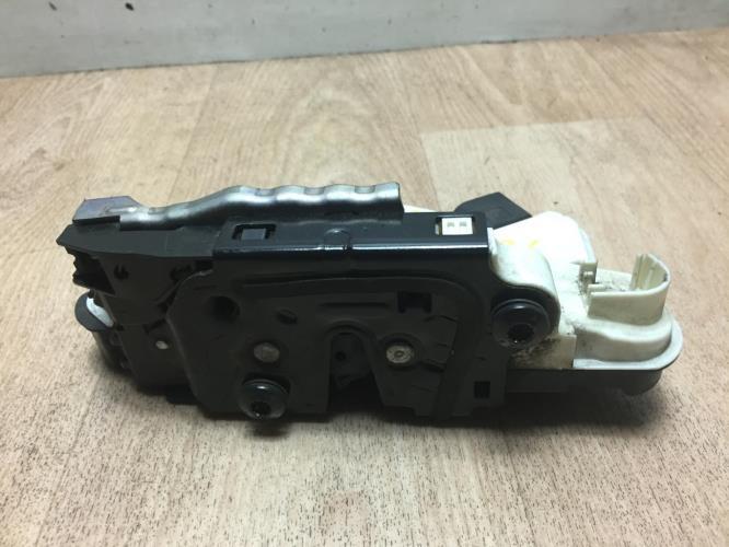 Serrure électrique De Porte Avant Gauche Pour SEAT IBIZA IV (5N1837015) – Compatible VW, Audi, Skoda – Garantie 2 Ans