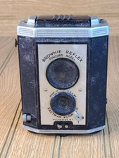 VINTAGE KODAK BROWNIE "REFLEX" SYNCHRO MODEL CAMERA