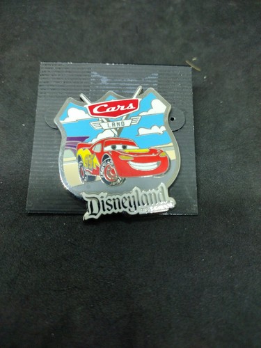 Walt Disney Travel Company Cars Land GWP Lightning McQueen 2013 Disney Pin 94832 - Picture 2 of 3
