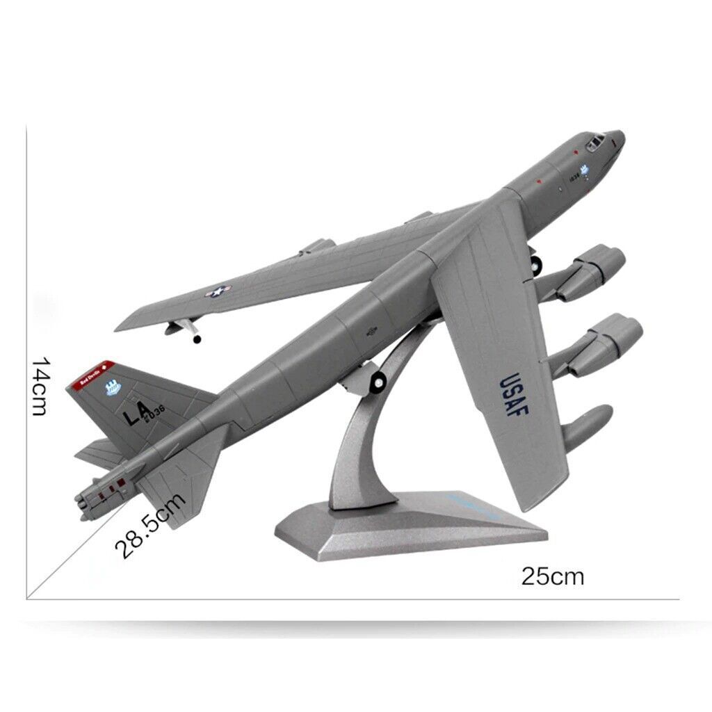 1/200 Scale Stratofortress B-52 Diecast Fighter Bomber Aircraft