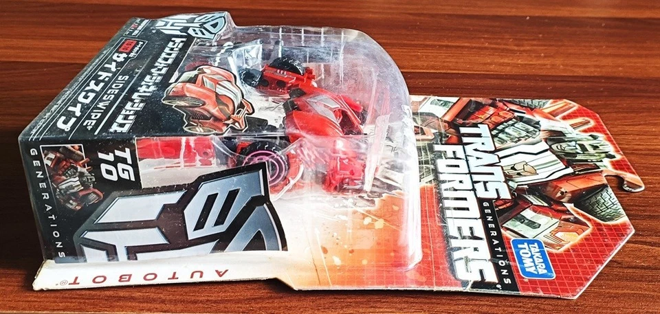 TRANSFORMERS GENERATIONS SIDESWIPE TG-10 TAKARA TOMY JAPAN DELUXE SEALED NEW - Image 4 of 4
