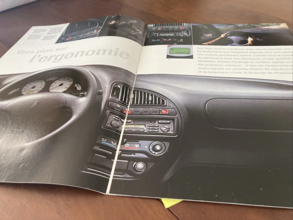 Citroën Saxo 2001 Catalog Prospectus Brochure Vintage Advertising - Image 3 of 4
