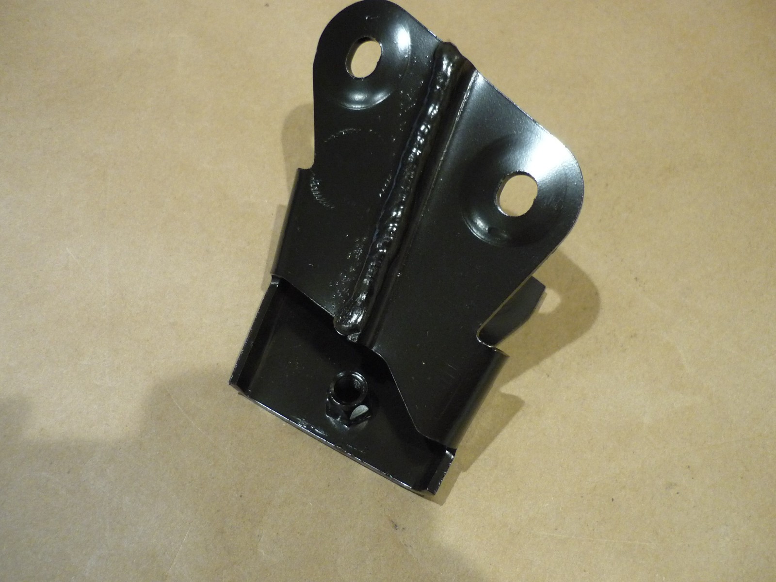 Ferrari 458,488,F8 - RH Exhaust Bracket - P/N 300595
