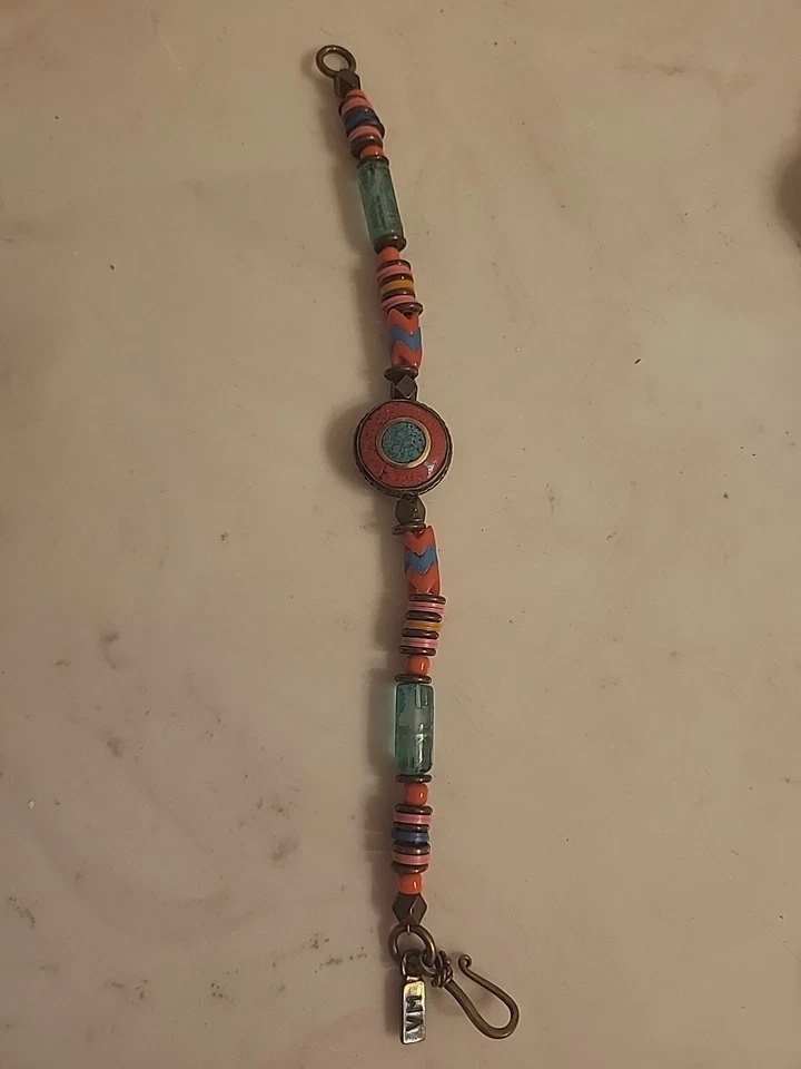 3 pulseras y pendientes Vanessa Mooney Foto 3 de 4