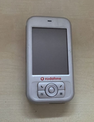 HTC Magician Vodafone VPA Compact PM10B GSM Windows Mobile Smartphone Pocket PC