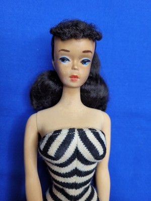 VINTAGE BARBIE NUMBER 3 BRUNETTE PONYTAIL RARE BLUE EYESHADOW NUMBER THREE