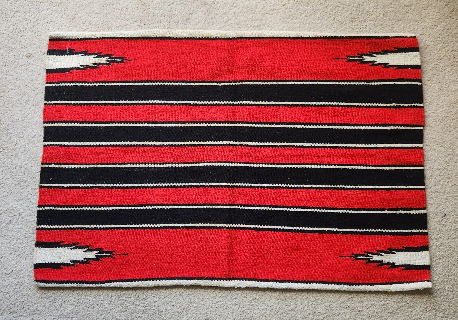 Mayatex 1992 Handwoven Western Style Red & Black  Saddle Blanket 40.5'' X 28'' 