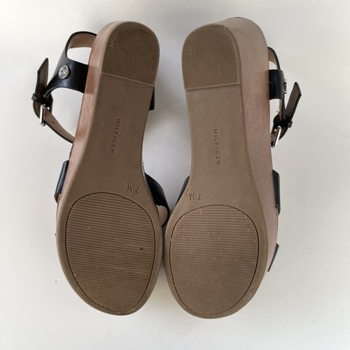 Tommy Hilfiger Wilo Wedge Platform Black Open Toe Strappy Sandals Womens 7.5M - Picture 12 of 13