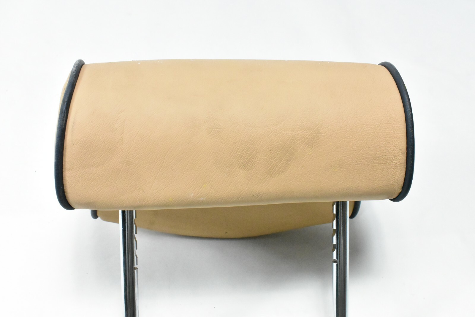 Maserati Quattroporte 2007 Rear Left Headrest