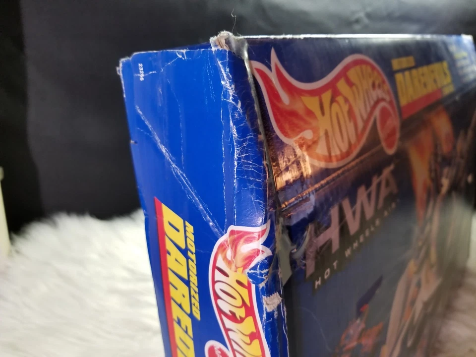 Mattel Hot Wheels моторизованный набор трюков Daredevils HWA Hot Wheels Air 23266 - Изображение 4 из 4