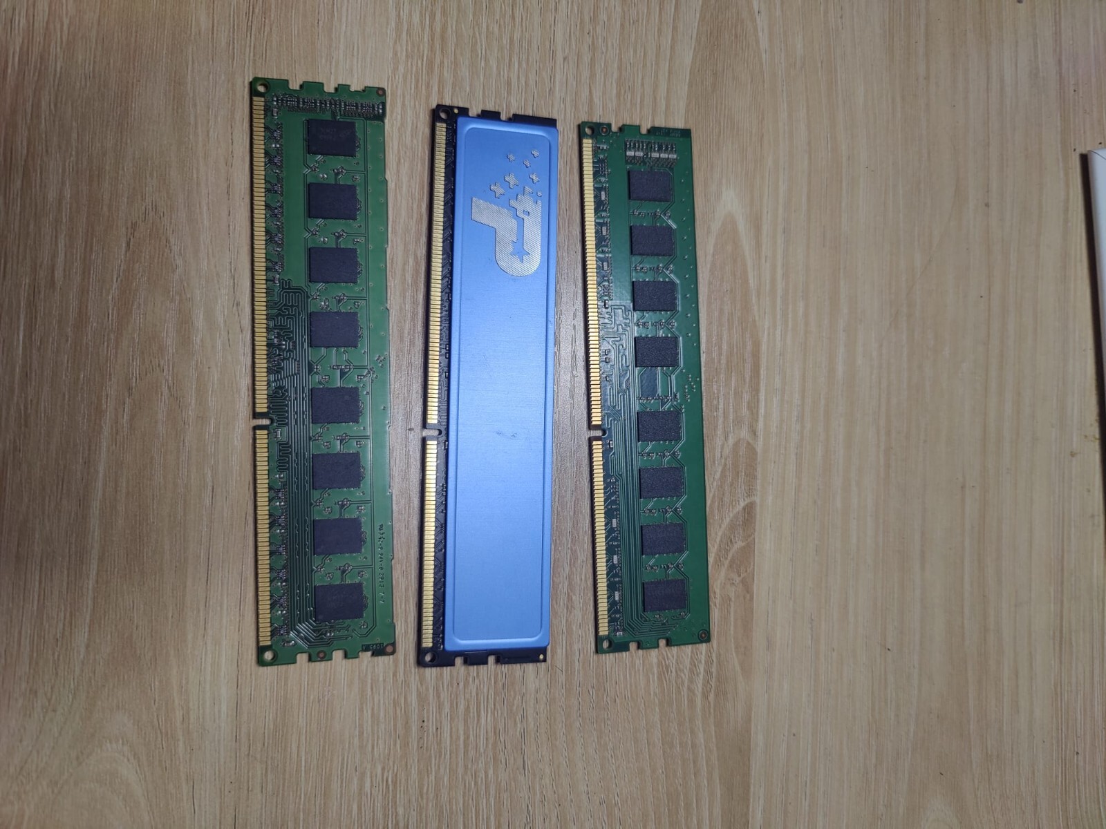 Picture 1 of 8