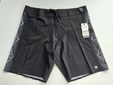 Billabong Men's 38 D Bah Board Shorts Black Air Lite Boardies NWT