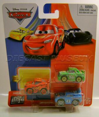 LIGHTNING MCQUEEN FIRST LOOK MINI RACERS HOT WHEELS DISNEY PIXAR