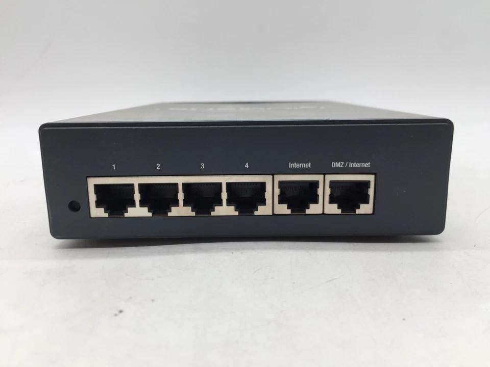 Cisco Linksys RV042 10/100 4 Port Dual WAN VPN Router UNIT ONLY FREE S/H - Image 3 of 4