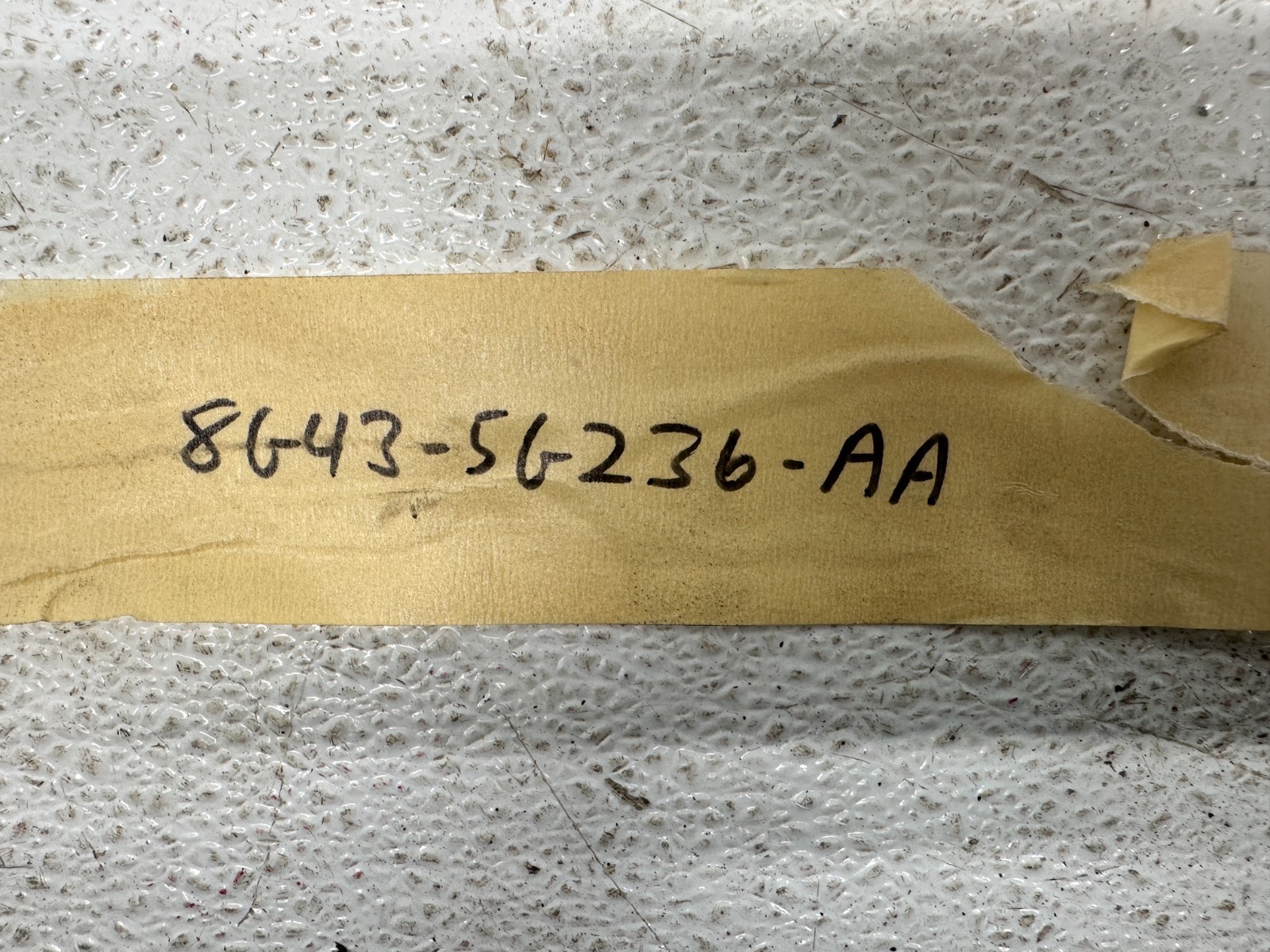 New Aston Martin DB9 DBS Vantage V12 Exhaust Manifold Catalytic Converter Right