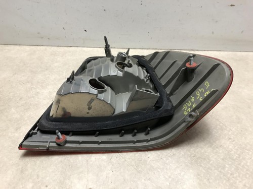 RÜCKLICHT LINKS AUSSEN BMW 3 serie (E46/4) 63216946535