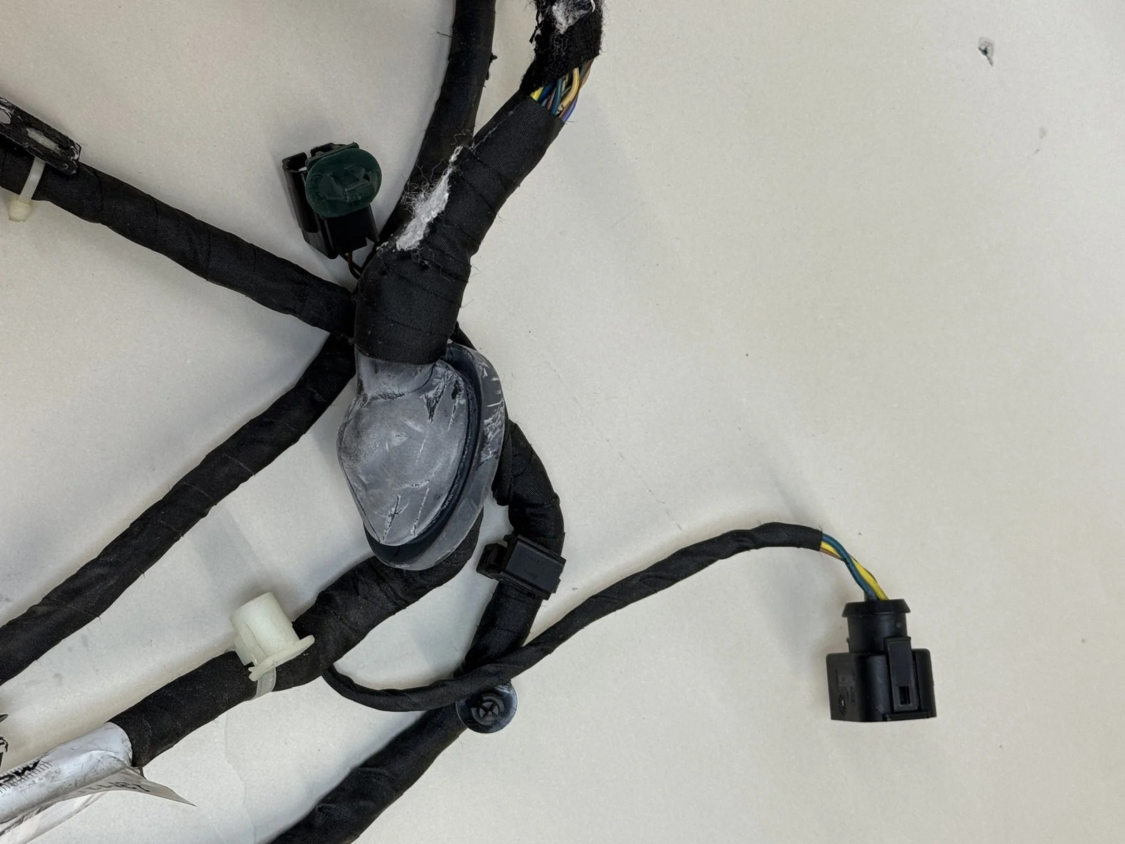 McLaren 570S 2016-2021 Right Door wiring harness P/N 13M1084CP