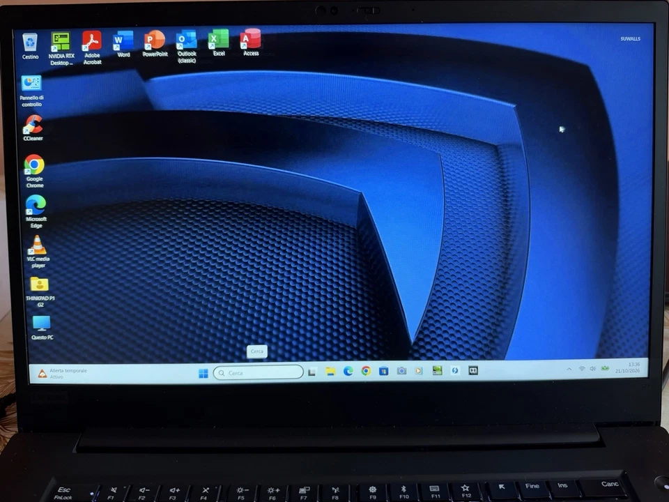 Lenovo ThinkPad P1 G2 · i7-9750H · 32GB · 1TB, foto 3 di 5