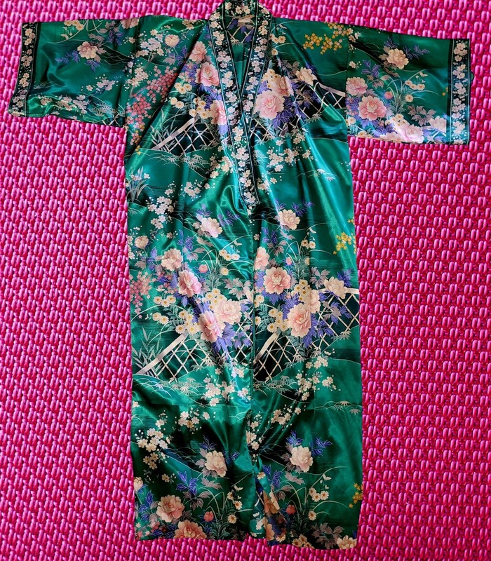 Vintage Japanese Kimono From Mitsukoshi Dept Store EPCOT Size Large