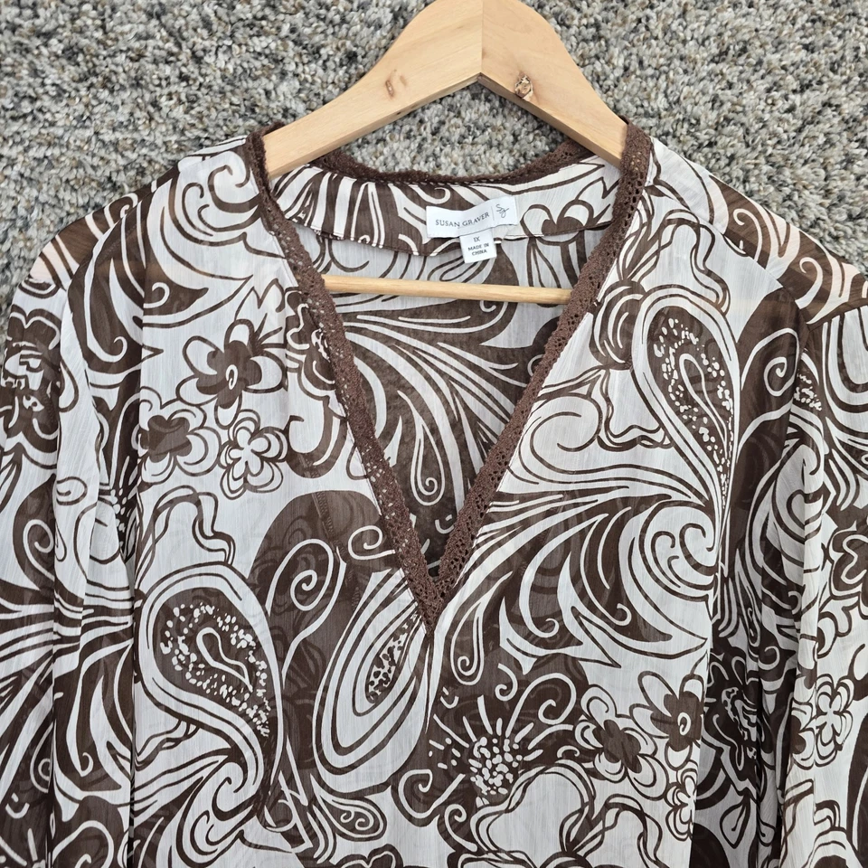 Blusa Susan Graver Top Mujer Plus 1X Marrón Cuello en V Estampado Paisley Transparente Damas Foto 4 de 4