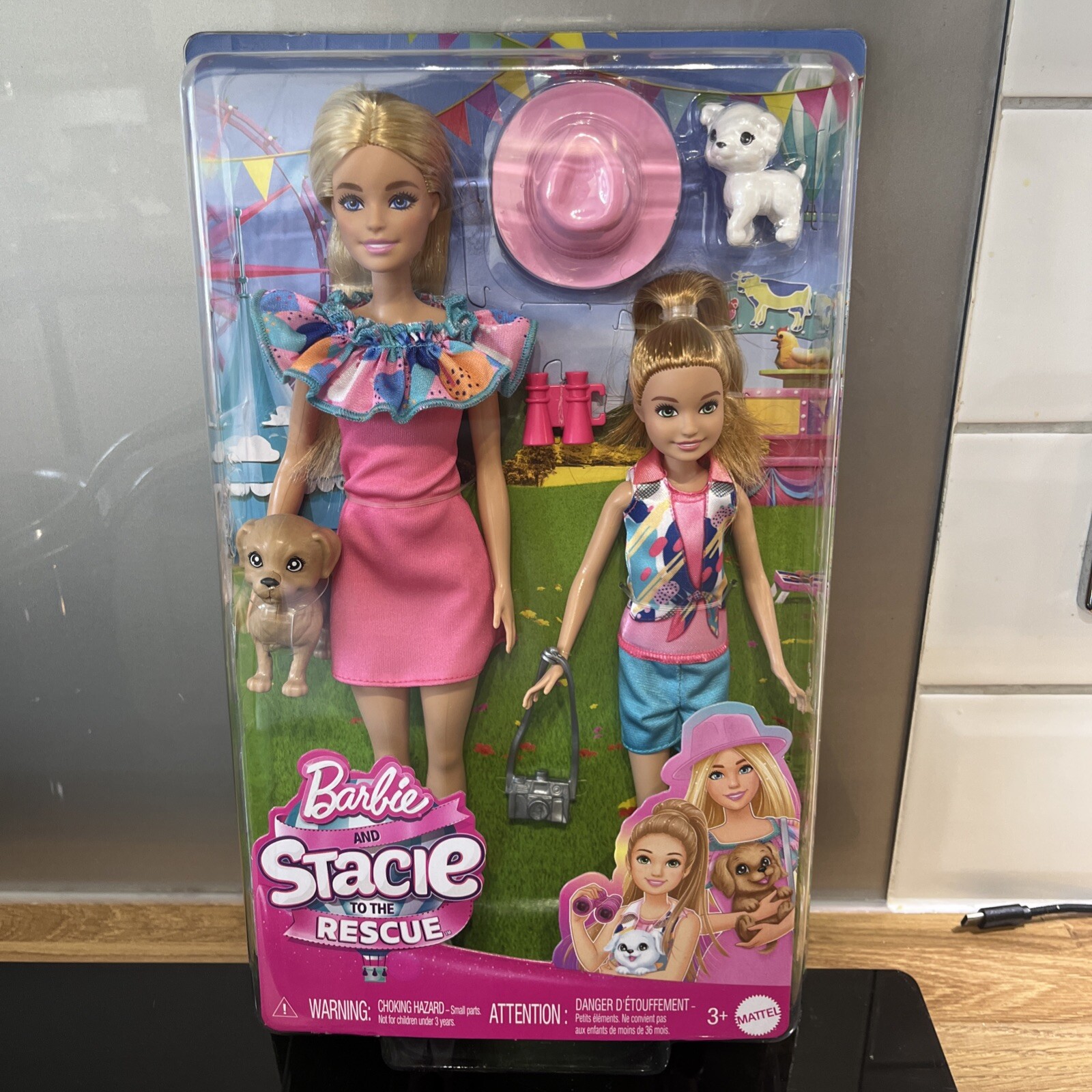 Barbie and Stacie to the Rescue Doll Set with 2 Pet Dogs & Accessories * NEW *