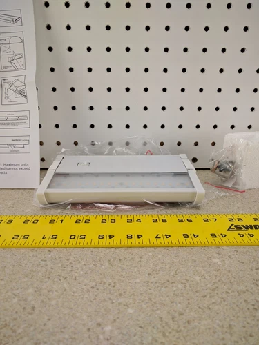 Maxim MAX-89972WT CounterMax MX-L120DL 7" 3000K LED Under Cabinet White - Picture 5 of 6