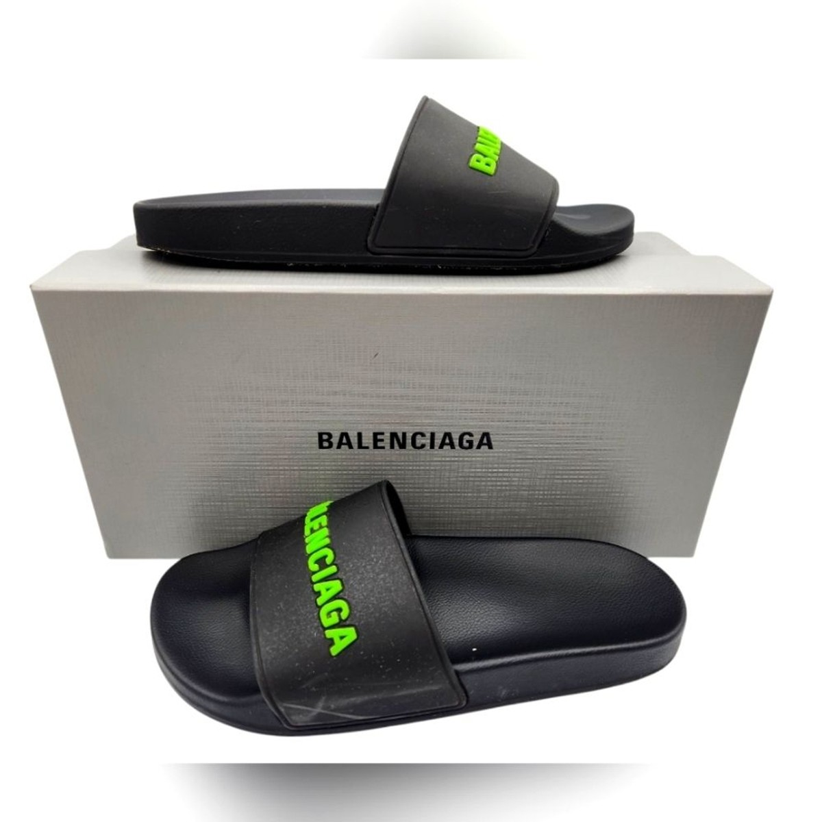 K*C様 BALENCIAGA サンダル ブラック ネオングリーン Balenciaga Women's Pool Slides Black Fluorescent Green Logo Size