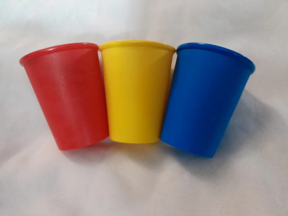 The First Years 3 Sippy Cups (7 OZ) Vintage 1991 Tumble Mates TUPPERWARE! cup - Image 2 of 3