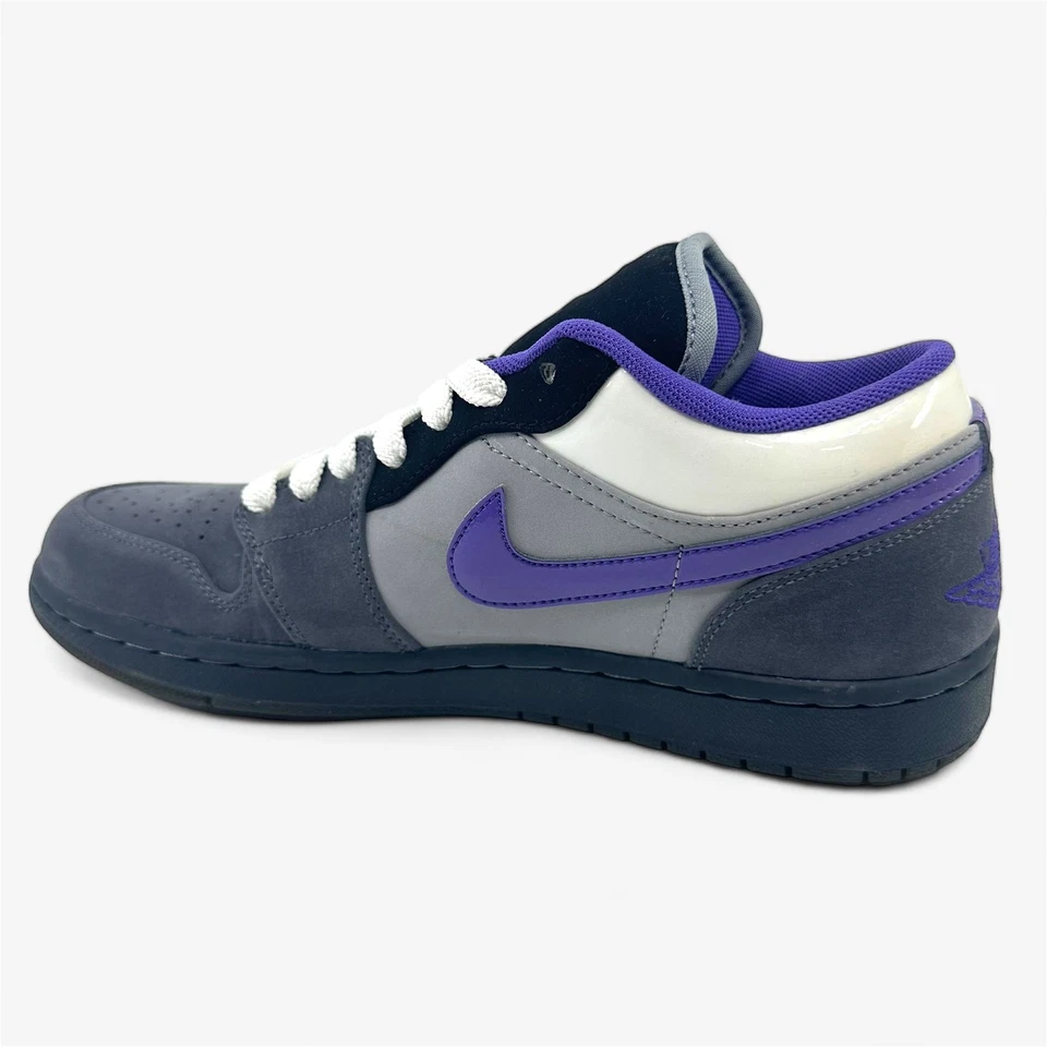 Zapatilla deportiva Jordan Air Jordan 1 Phat baja antracita púrpura sigiloso blanca para hombre Foto 3 de 4