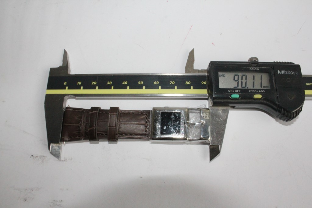 FREDERIQUE CONSTANT e-Strap connected bracelet in… - image 8