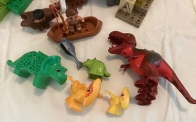 Lego Duplo Dino Valley 5598 Caveman Dinosaurs Set~Includes HTF Dino Caveman Fur