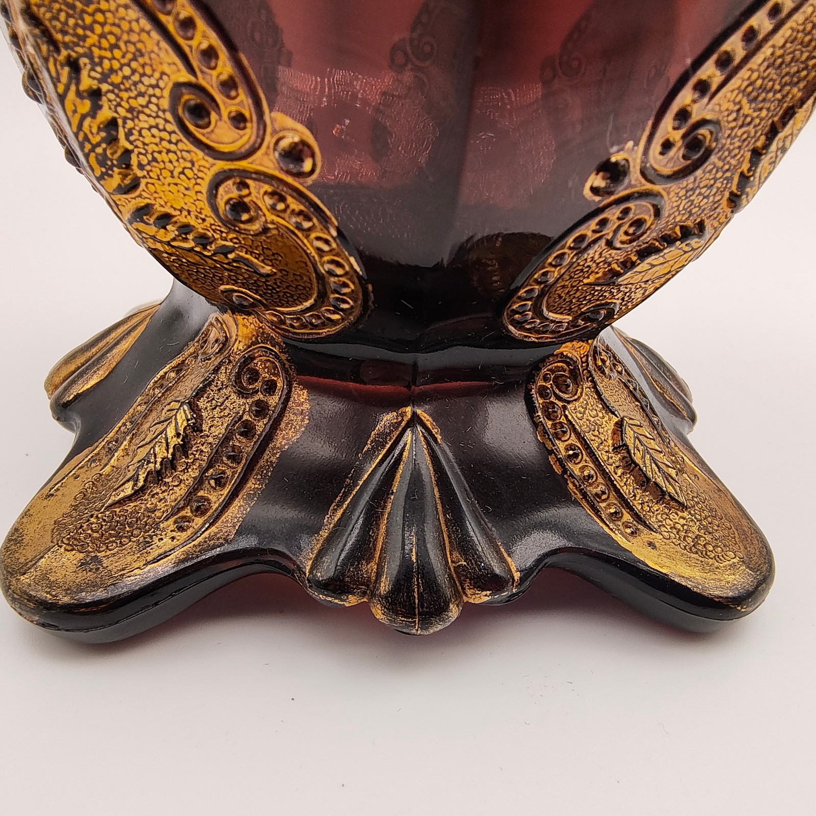 1903 EAPG Northwood H Company Regent (OMN) Spooner AKA Leaf Medallion Amethyst