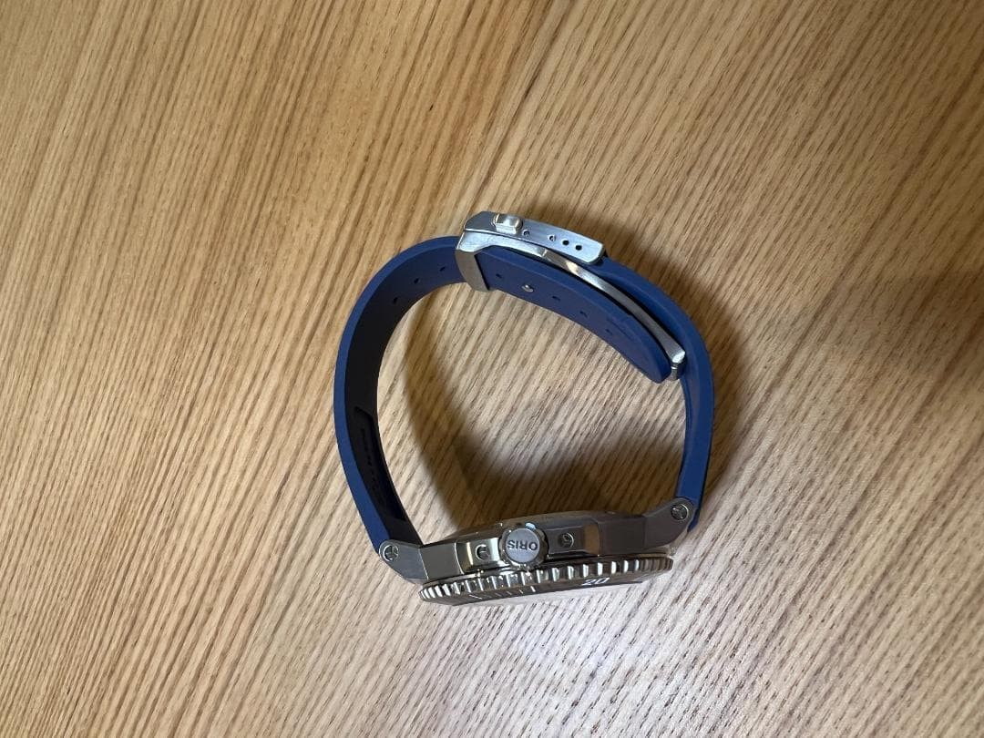 Oris / Aquis Date - image 5