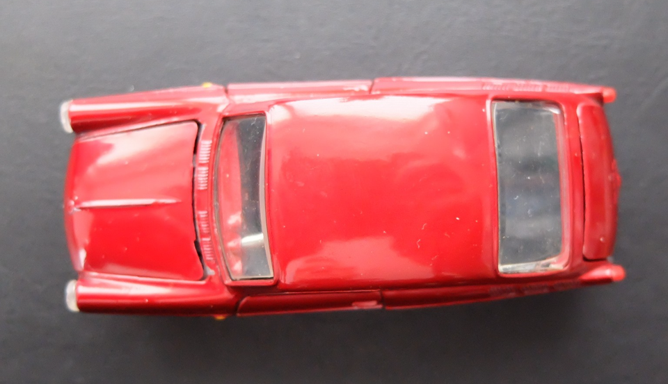 Diecast model cars Volkswagen 1600 1/18 Sun Star tl old school red avec brm jantes