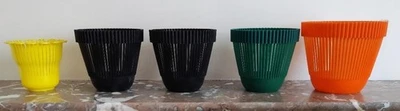 5 cache-pots vintage en plastique années 60/70 - Photo 1/4