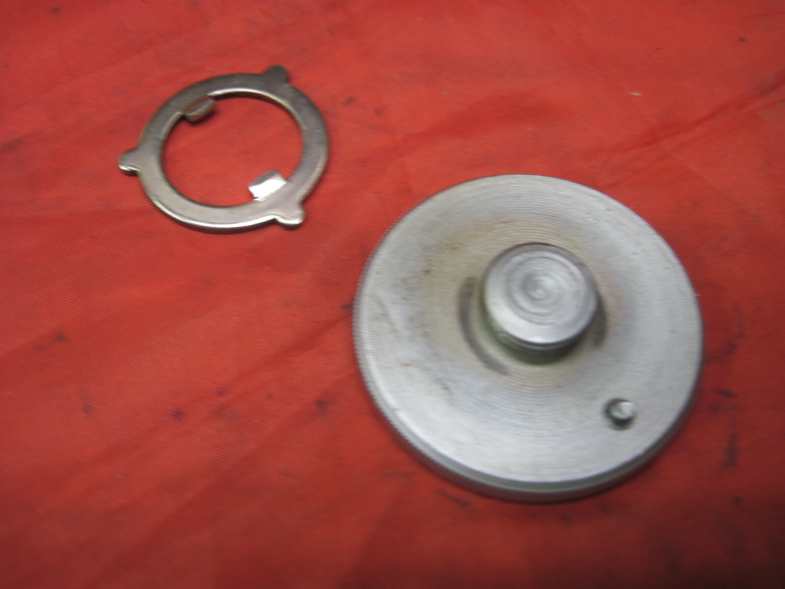 Montgomery Ward UhtJ1964 Sewing Machine Stop Motion Knob For Hand