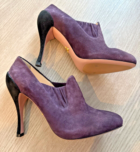 Prada High Heels Purple Suede Size 38 Gently Worn Made in Italy Vintage Bargain