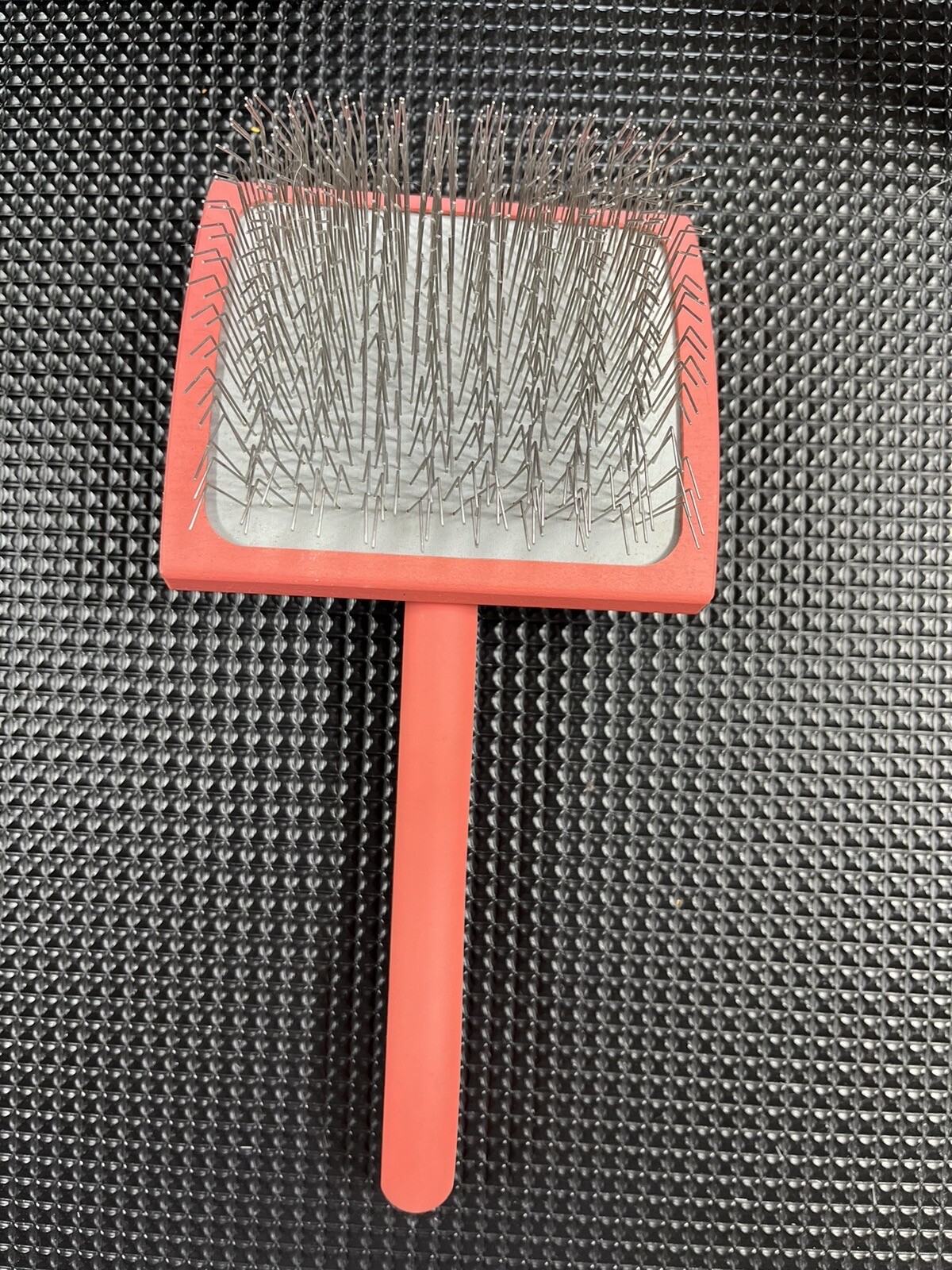 Chris Christiansen Coral Slicker Brush Used Excellent Condition Dog