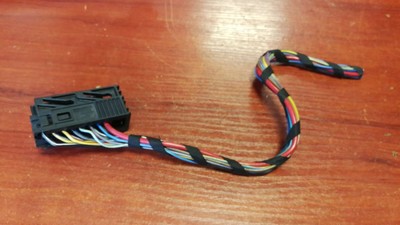 BMW 5 E39 LCM Wiring Plug Upper Black Connector 1382566 Light 