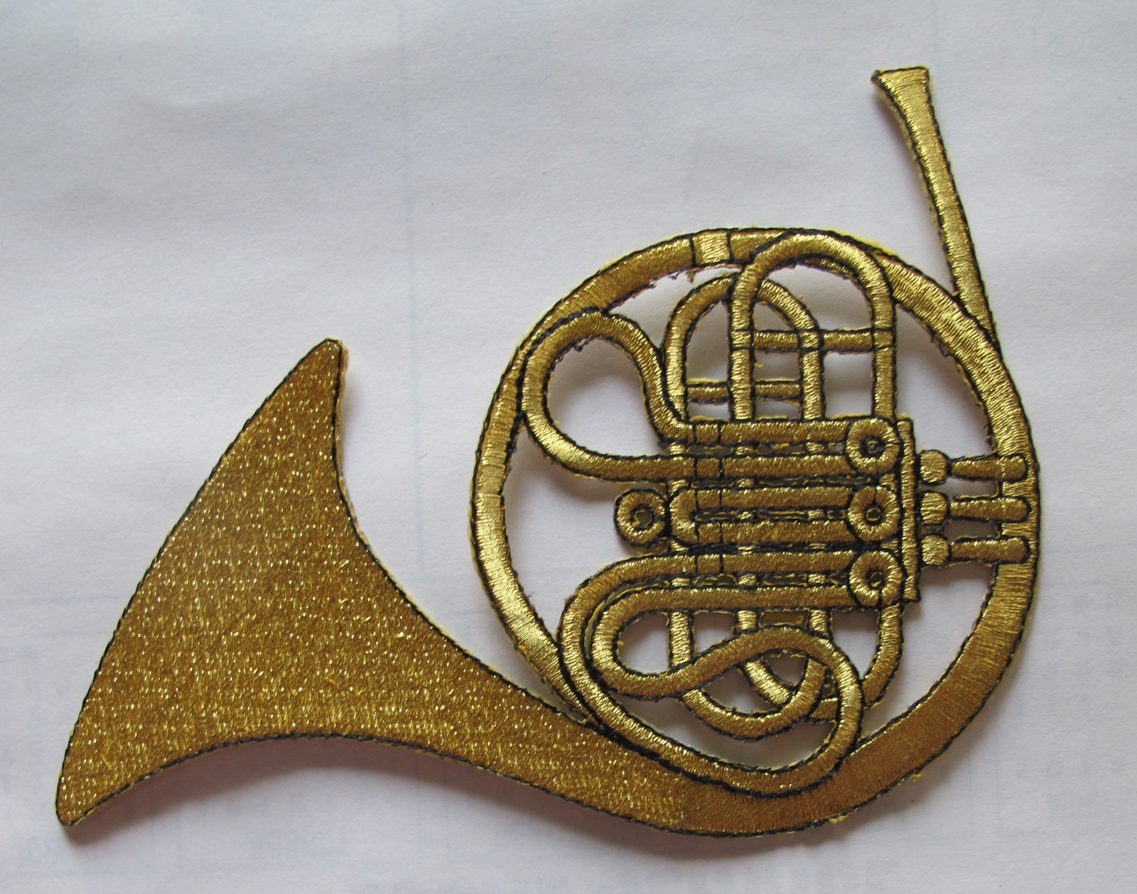 2532 French Horn,Mellophone Musical Instruments Embroidery Applique