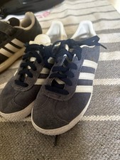 Talla 1 (PS) - Adidas Gazelle Low Azul Blanco 2021