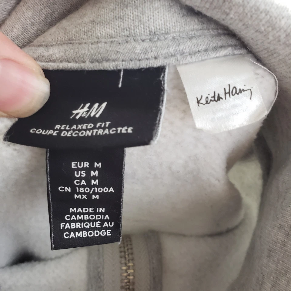 Sudadera HM Keith Haring Para Hombres Gris Medio Pullover 1/4 Cremallera Calce Relajado Patinador Foto 4 de 4