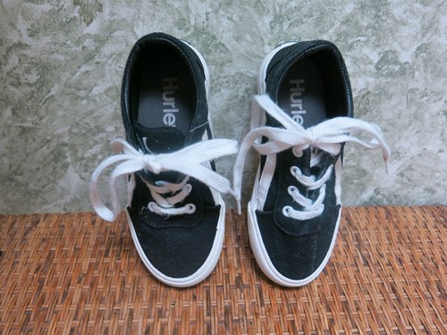 Hurley Youth Sz 1 Boardy Black & White Trainers Tennis Shoes/Nevr Worn/Non-slip