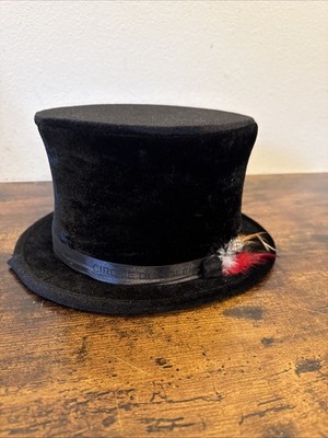 Cirque du Soleil Velvet Top Hat Collapsible One Size Magician Circus Performer