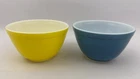 2 Vintage Pyrex Primary Yellow & Blue #401 Small Nesting Mixing Bowl 1-1/2 Pint